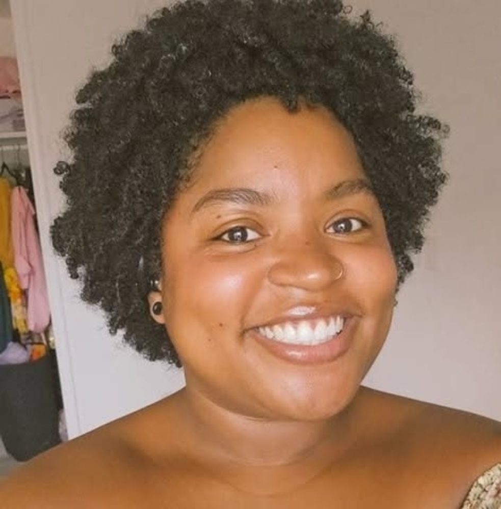 Meet your Posher, Jade